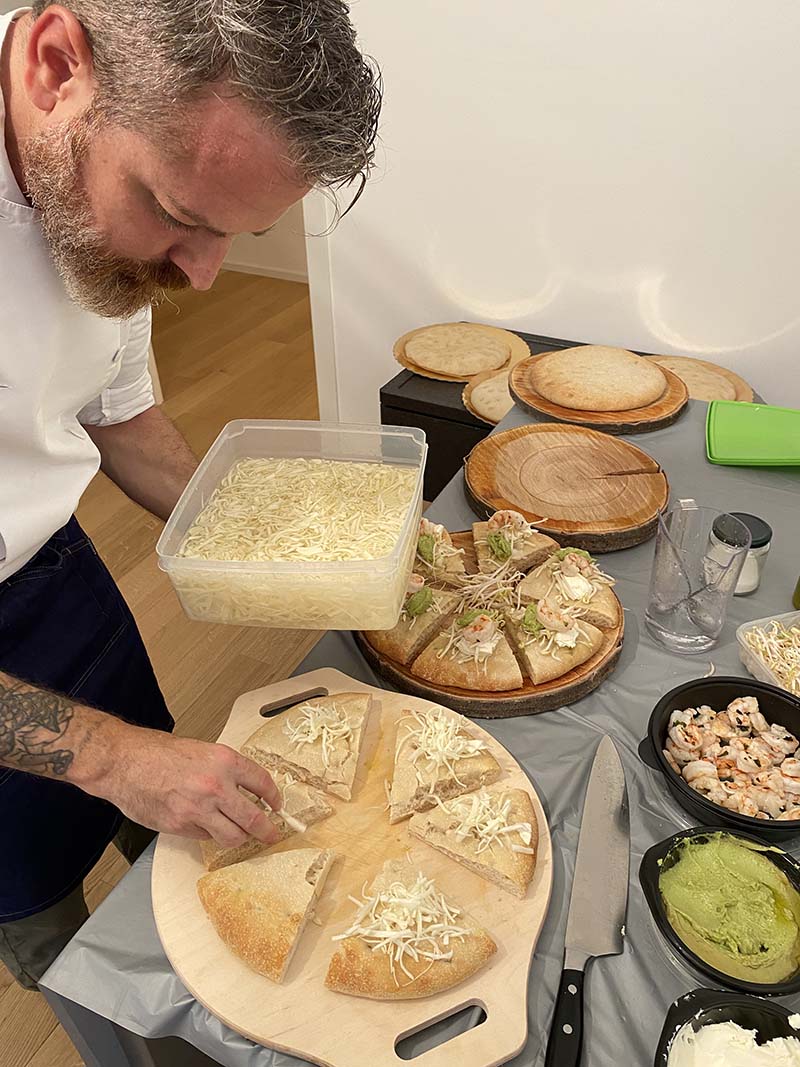 Dea Bakery Lab: Valerio prepara le pizze gourmet a casa tua