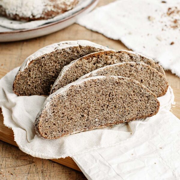 Pane Alpino, fette, prodotto nel Dea Bakery Lab di Abbiategrasso